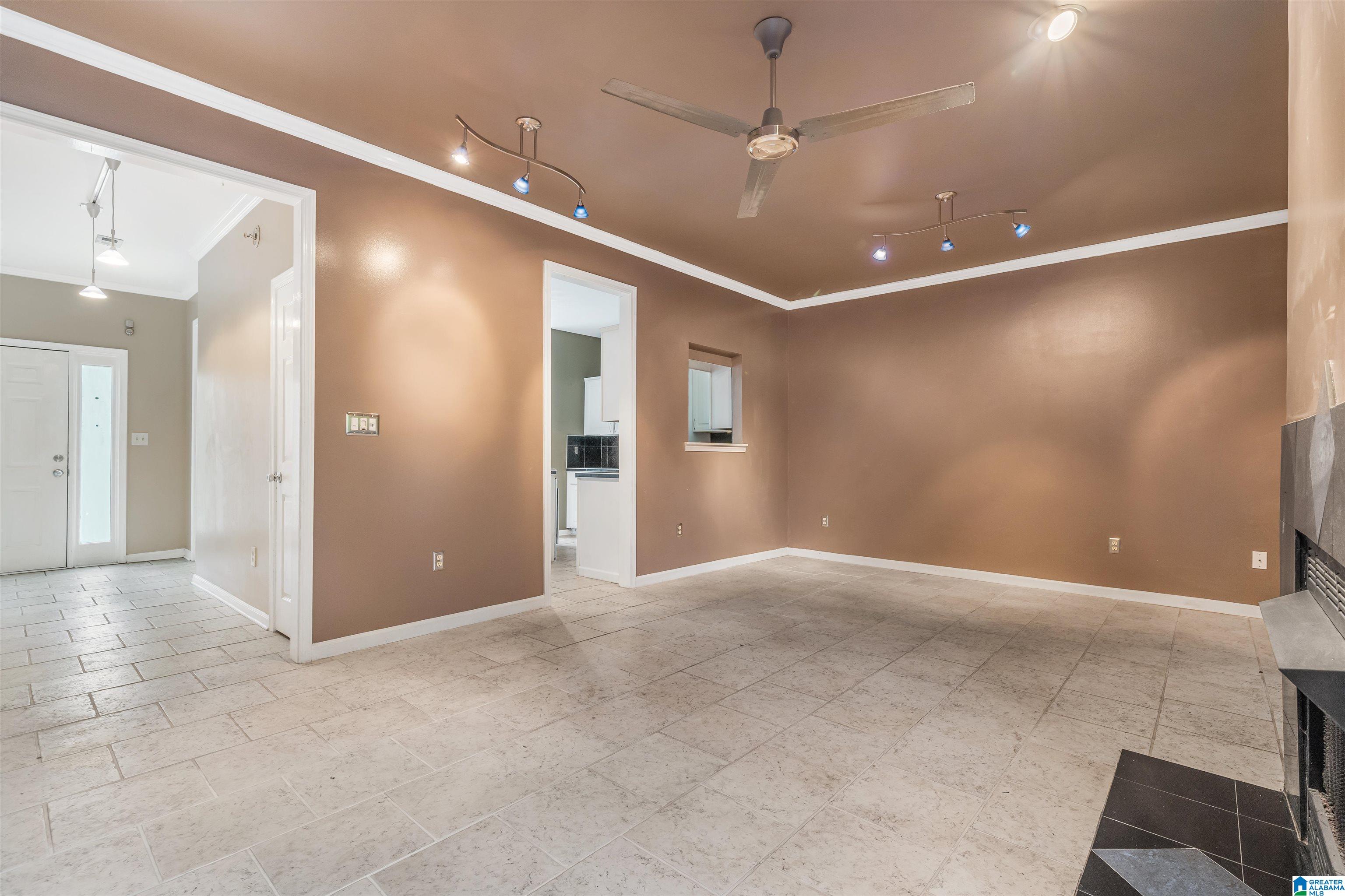 466 Cambrian Ridge Trail Pelham, AL 35124 - Photo 10 of 30