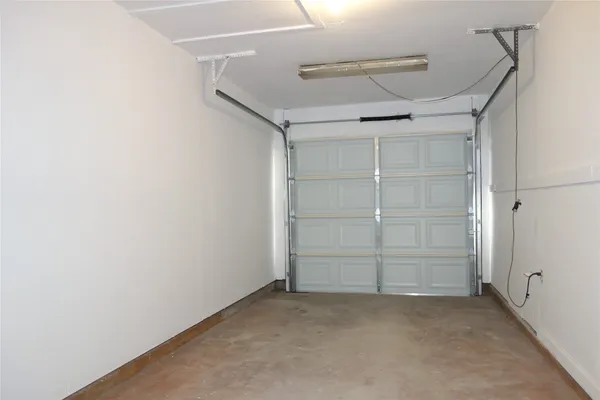 $1,400 | 1106 August Drive, Unit A, Austin, TX 78753