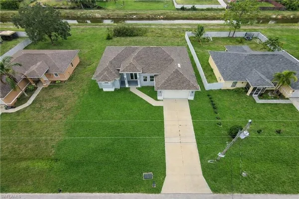 $2,200 | 1043 Albert Avenue, Lehigh Acres, FL 33971