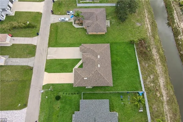 $2,200 | 1043 Albert Avenue, Lehigh Acres, FL 33971