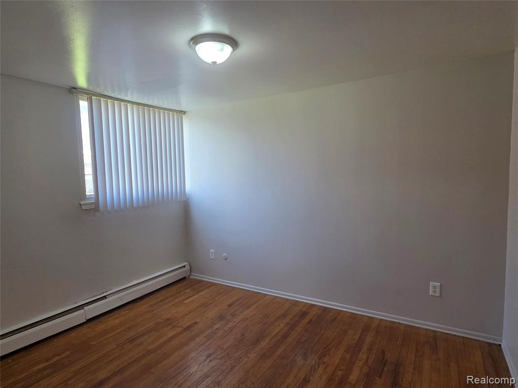 15080 Greenfield Road Detroit, MI 48227 - Photo 7 of 13
