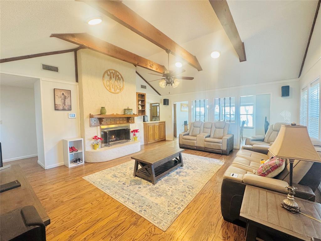 1109 Simpson Terrace Bedford, TX 76021 - Photo 26 of 39 a living room with furniture