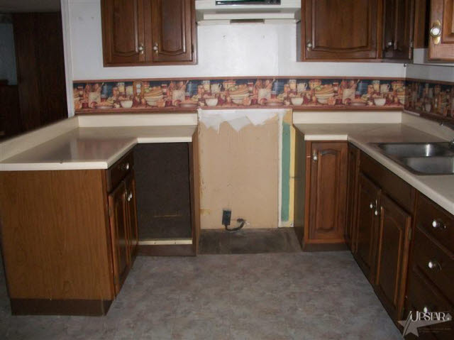 7305 Bluffton Road Fort Wayne, IN 46809 - Photo 5 of 6