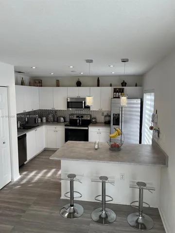 $3,600 | 5932 Southwest 162nd Court, Unit 5932, Miami, FL 33193