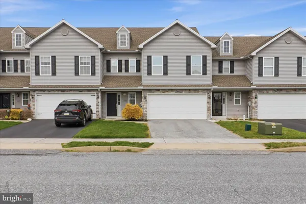 $339,900 | 118 Braeburn Way, Palmyra, PA 17078