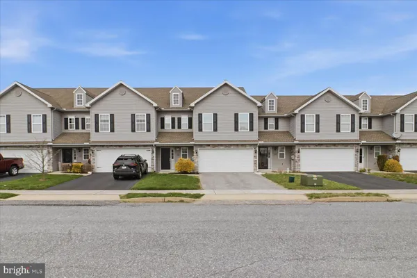$339,900 | 118 Braeburn Way, Palmyra, PA 17078