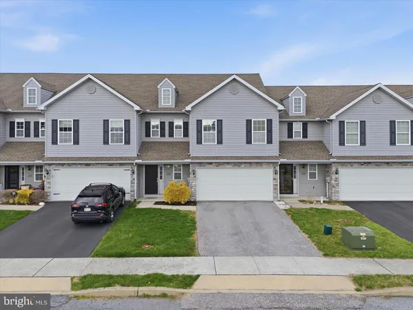 $339,900 | 118 Braeburn Way, Palmyra, PA 17078