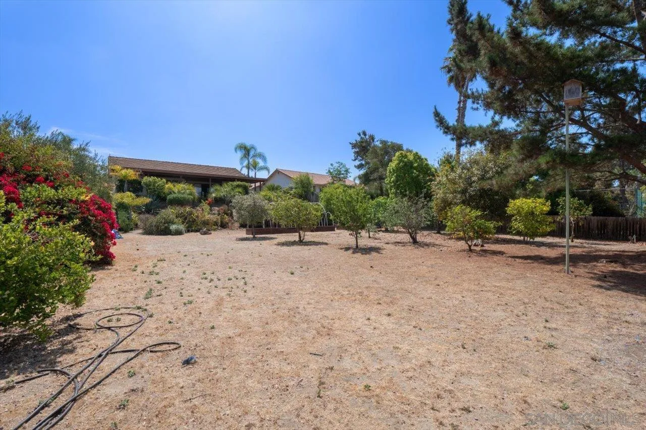 1526 Del Mar Road Oceanside, CA 92057 - Photo 26 of 28 Gallery Image 26
