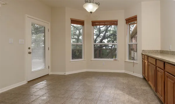 $3,150 | 1617 Mountain Springs, Canyon Lake, TX 78133