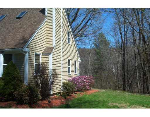 59 Sylvester Road Northampton, MA 01062 - Photo 3 of 8 Gallery Image 3
