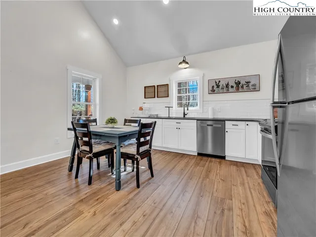 $420,000 | 741 Pine Ridge Road, Beech Mountain, NC 28604