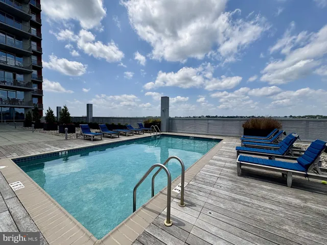 $225,000 | 105 Christina Landing Drive, Unit 307, Wilmington, DE 19801