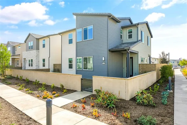 $6,500 | 273 Shoveler, Irvine, CA 92618