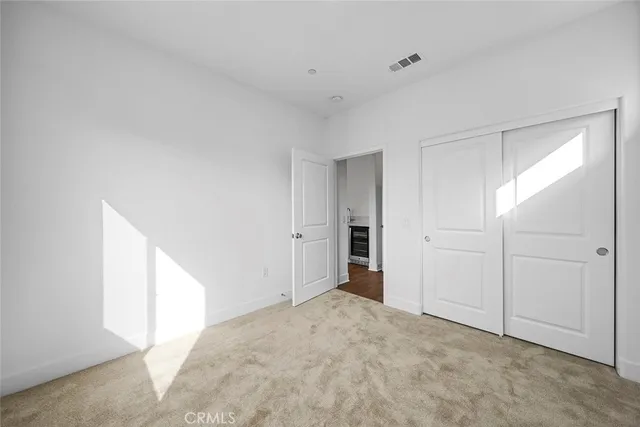 $6,500 | 273 Shoveler, Irvine, CA 92618