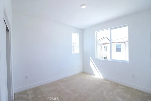 $6,500 | 273 Shoveler, Irvine, CA 92618