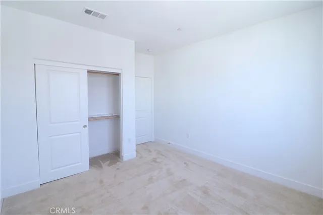 $6,500 | 273 Shoveler, Irvine, CA 92618