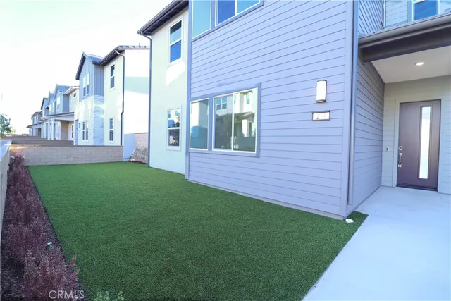 $6,500 | 273 Shoveler, Irvine, CA 92618