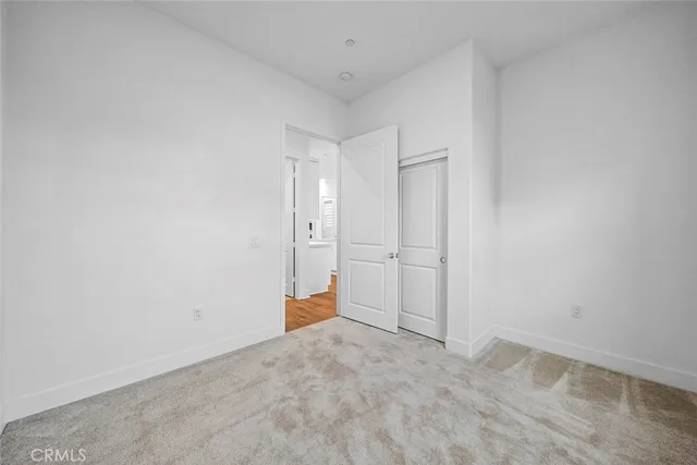 $6,500 | 273 Shoveler, Irvine, CA 92618