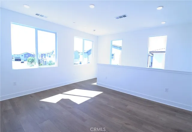 $6,500 | 273 Shoveler, Irvine, CA 92618