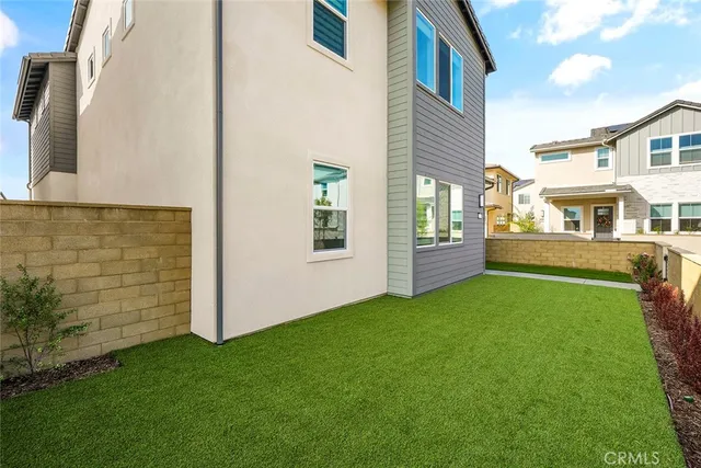 $6,500 | 273 Shoveler, Irvine, CA 92618