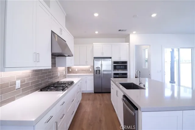 $6,500 | 273 Shoveler, Irvine, CA 92618