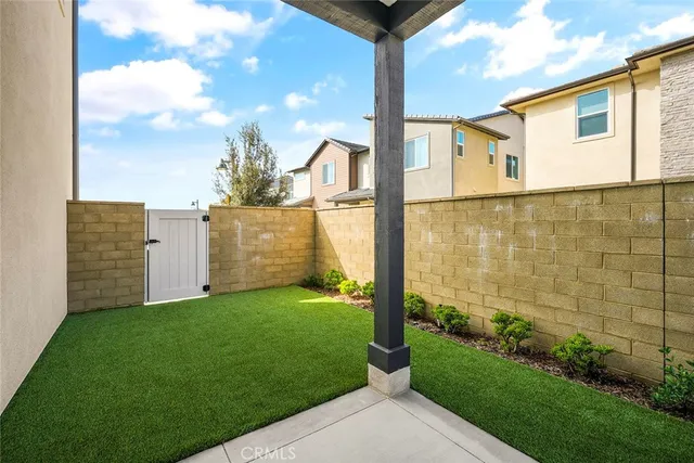 $6,500 | 273 Shoveler, Irvine, CA 92618