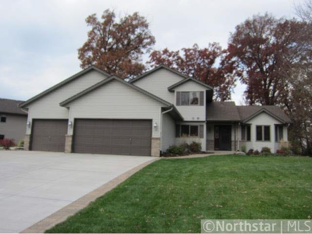 571 Dorland Road South Maplewood, MN 55119 - Photo 1 of 16 Gallery Image 1
