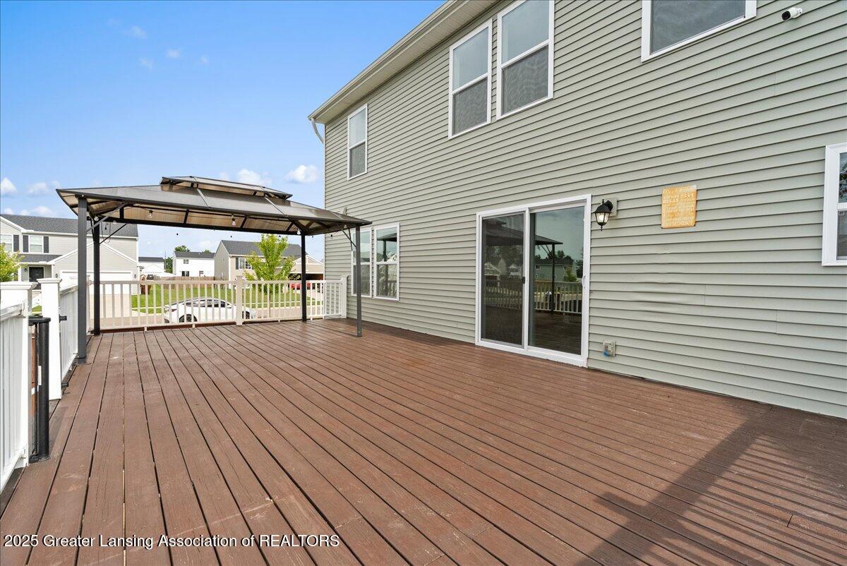 944 Pennine Ridge Way Grand Ledge, MI 48837 - Photo 41 of 52 28-Media Jett - 47