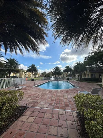 $2,500 | 2640 South University Drive, Unit 106, Davie, FL 33328