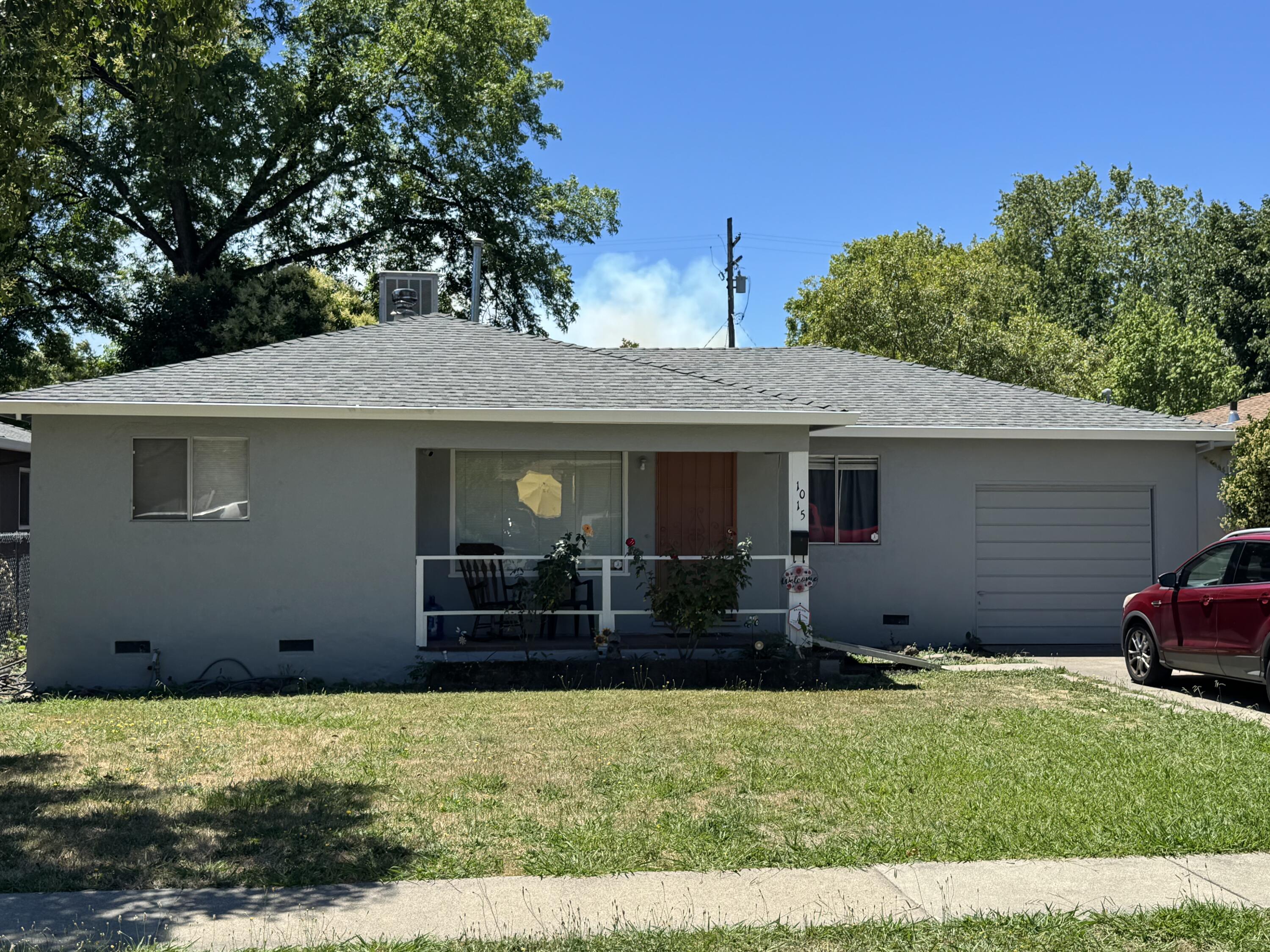1015 Gold Street Redding, CA 96001 - Photo 2 of 3 1015 Gold St