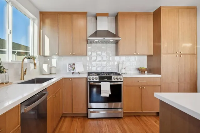 $1,598,000 | 9 Seahaven Court, Pacifica, CA 94044