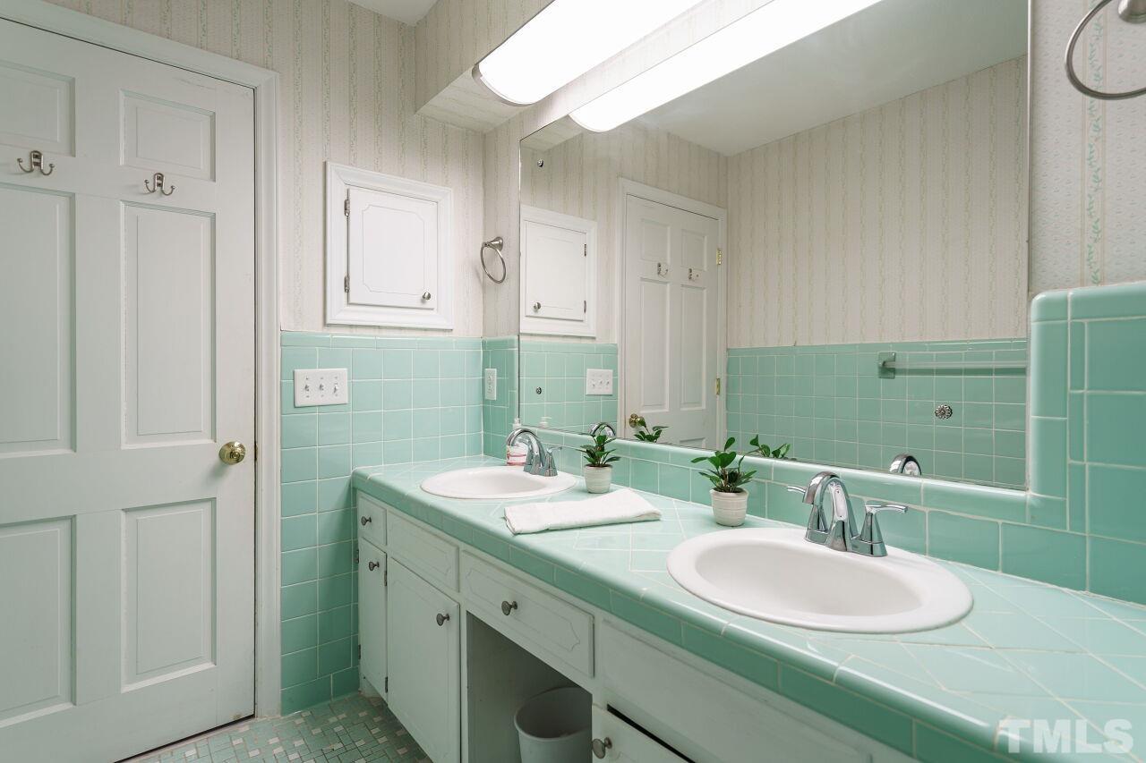 701 Pendergrass Road Sanford, NC 27330 - Photo 21 of 40 Gallery Image 21