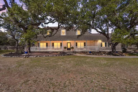 $1,275,000 | 8300 Spanish Oak Circle, Austin, TX 78737