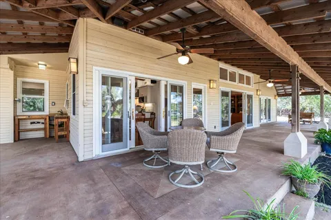 $1,275,000 | 8300 Spanish Oak Circle, Austin, TX 78737