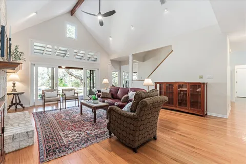 $1,275,000 | 8300 Spanish Oak Circle, Austin, TX 78737