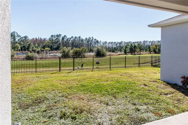 a view of outdoor space yard and front view of a house
