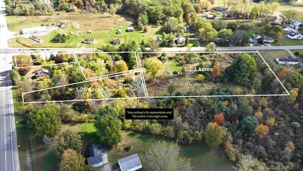 $225,000 | 6009 Gratiot Avenue, St. Clair, MI 48079