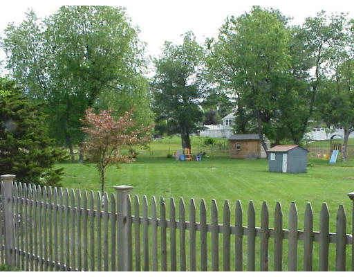 68 Wethersfield Road Bellingham, MA 02019 - Photo 3 of 5 Gallery Image 3