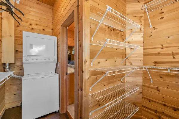 $899,900 | 426 Simmons Tawzer Road, Chickamauga, GA 30707