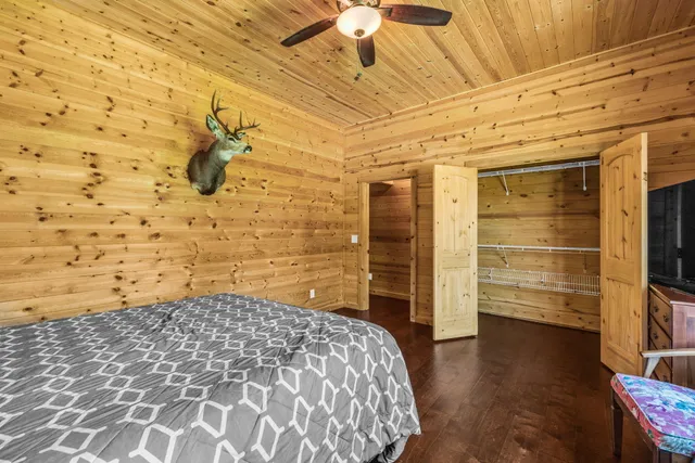 $995,000 | 426 Simmons Tawzer Road, Chickamauga, GA 30707