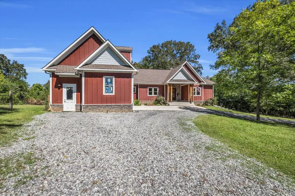 $899,900 | 426 Simmons Tawzer Road, Chickamauga, GA 30707