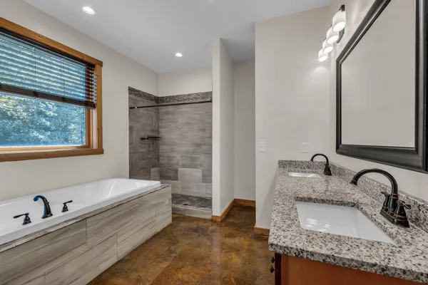 $899,900 | 426 Simmons Tawzer Road, Chickamauga, GA 30707