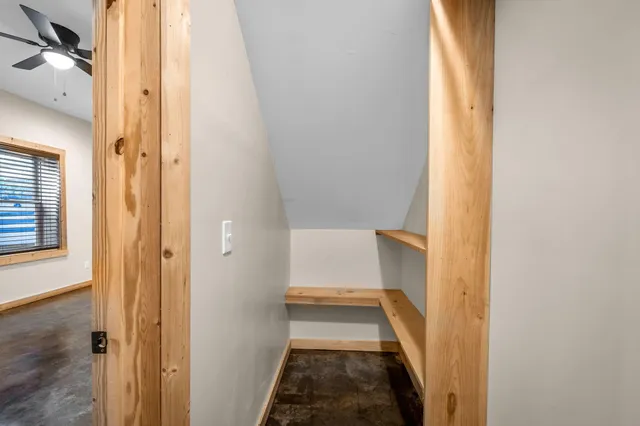 $995,000 | 426 Simmons Tawzer Road, Chickamauga, GA 30707