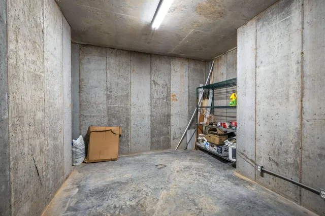 $995,000 | 426 Simmons Tawzer Road, Chickamauga, GA 30707