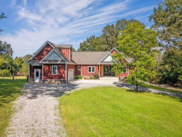 $899,900 | 426 Simmons Tawzer Road, Chickamauga, GA 30707