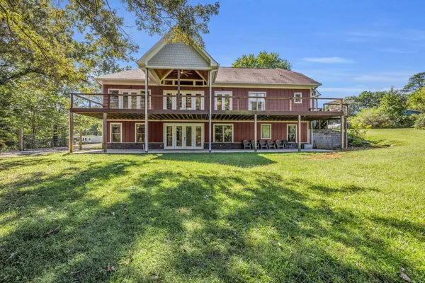 $899,900 | 426 Simmons Tawzer Road, Chickamauga, GA 30707