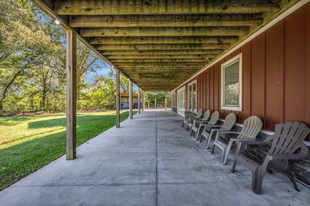 $995,000 | 426 Simmons Tawzer Road, Chickamauga, GA 30707