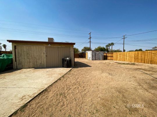 333 North Helena Street Ridgecrest, CA 93555 - Photo 32 of 35 a view of a backyard of a house