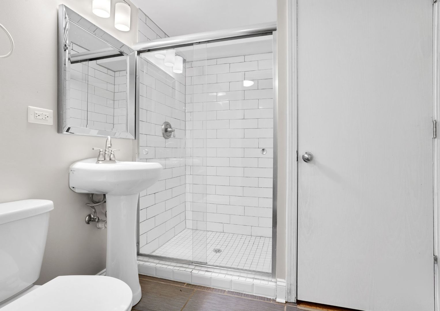 294 Madison Avenue Calumet City, IL 60409 - Photo 15 of 19 a bathroom with a sink toilet and shower