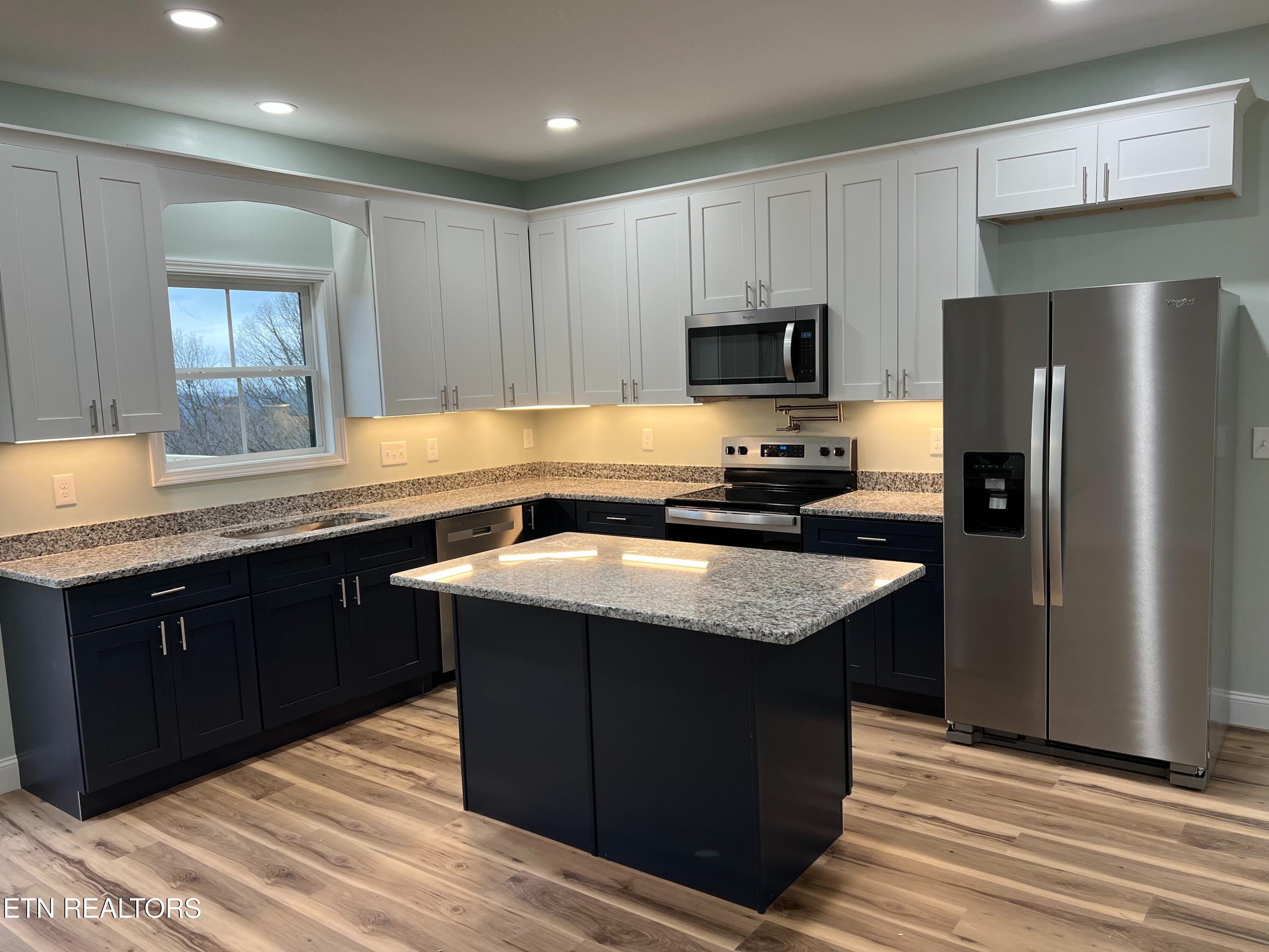 664 Fox Hunter Road Maynardville, TN 37807 - Photo 5 of 14 Kitchen